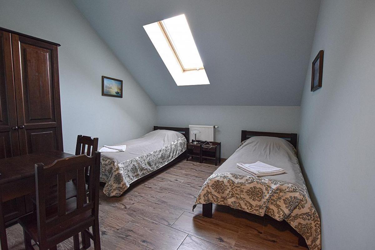 Osrodek Bialy Lew Bed & Breakfast Wojciechow  Exterior photo